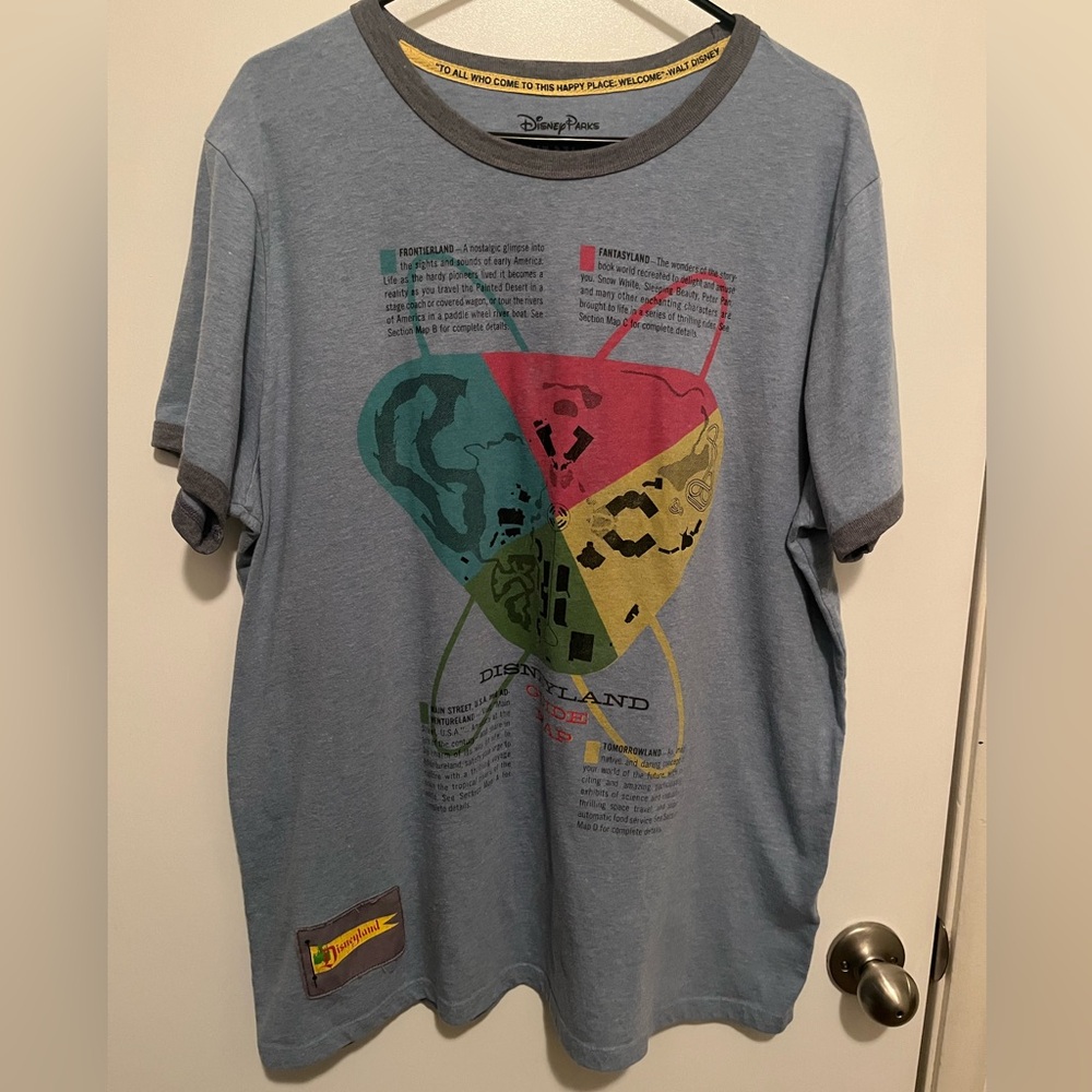Disneyland park guide map tee